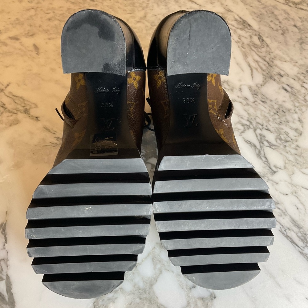 Louis Vuitton Star Trail Ankle Boot Monogram Retail $1800 Size 38.5